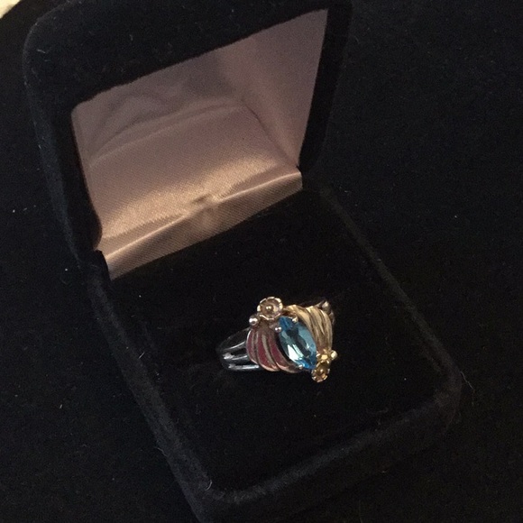 Estate Marquee Cut Blue Topaz Ring - Picture 5 of 8